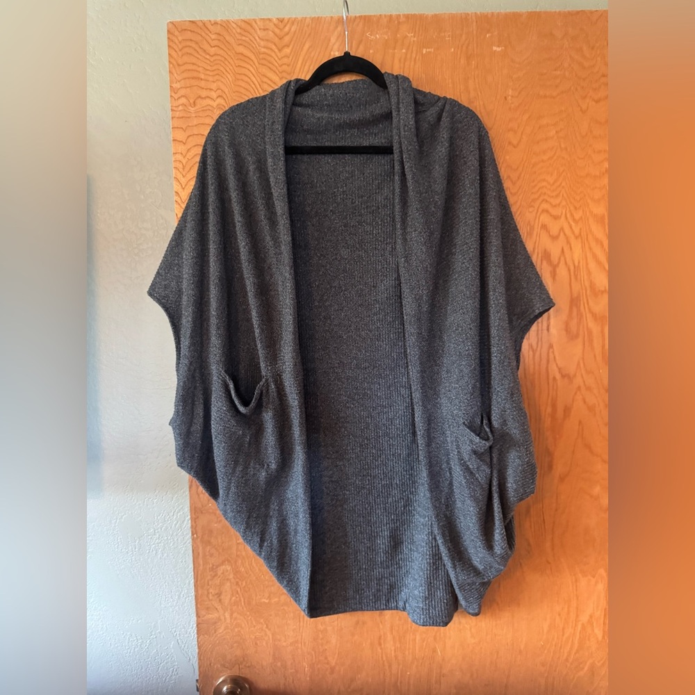 Bodhi Swag Gray Women's Wrap